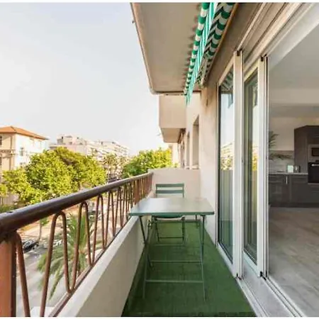Etoile Cosy 2 P, Confort, 10 Min Croisette Apartment *